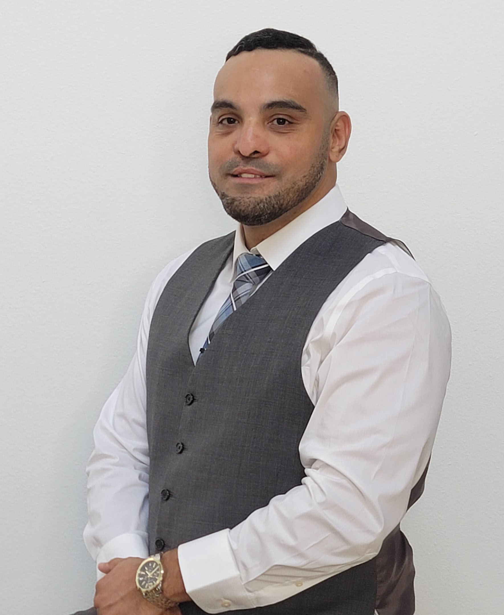 Eddie Castillo, broker and agent